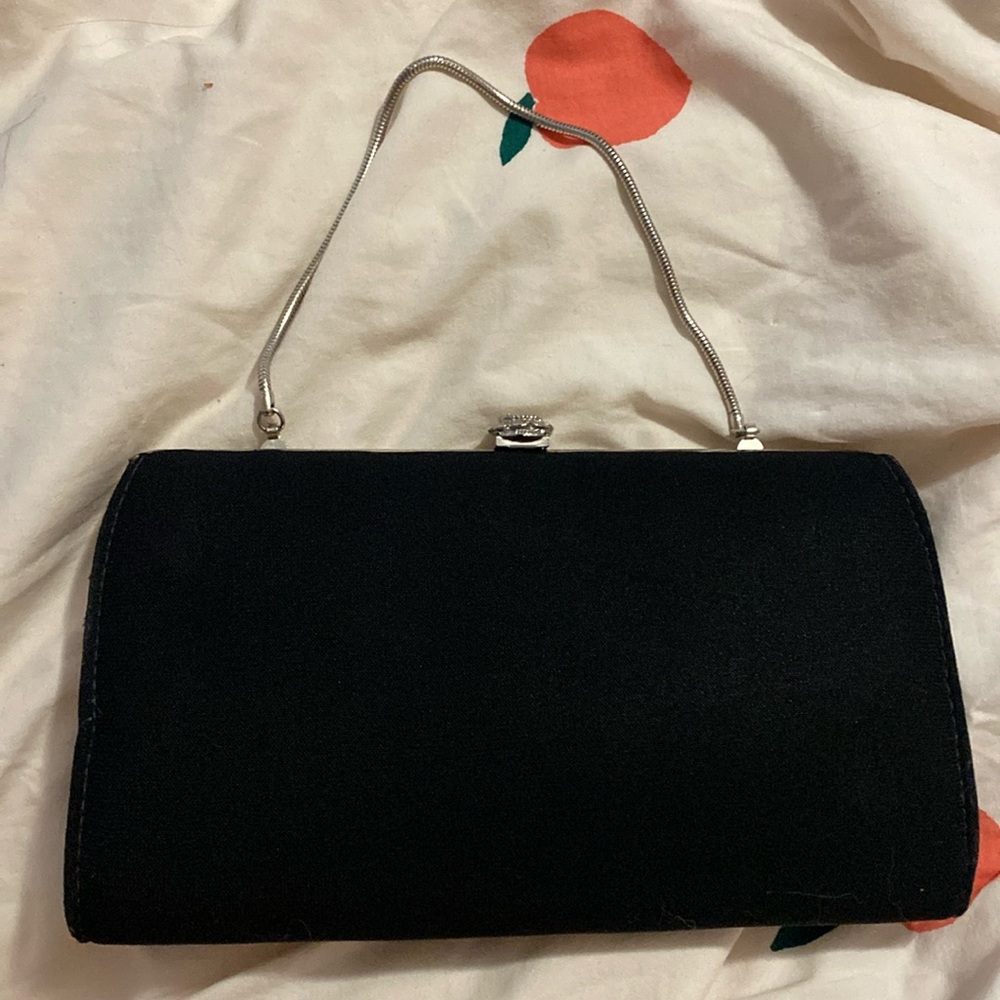 Vintage clutch with flower clasp